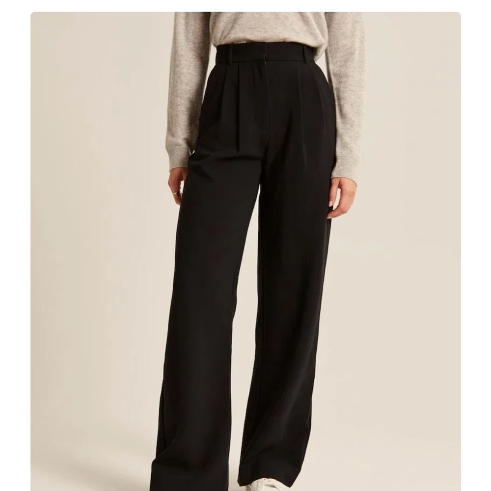Daisy Grace- Black Wide Leg High-Waisted Trouser Pant - Picture 2 of 7